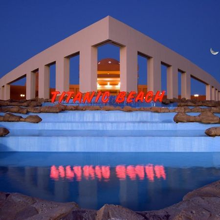 Titanic Beach - Families And Couples Only Hurghada Exterior photo Titanic Beach Club