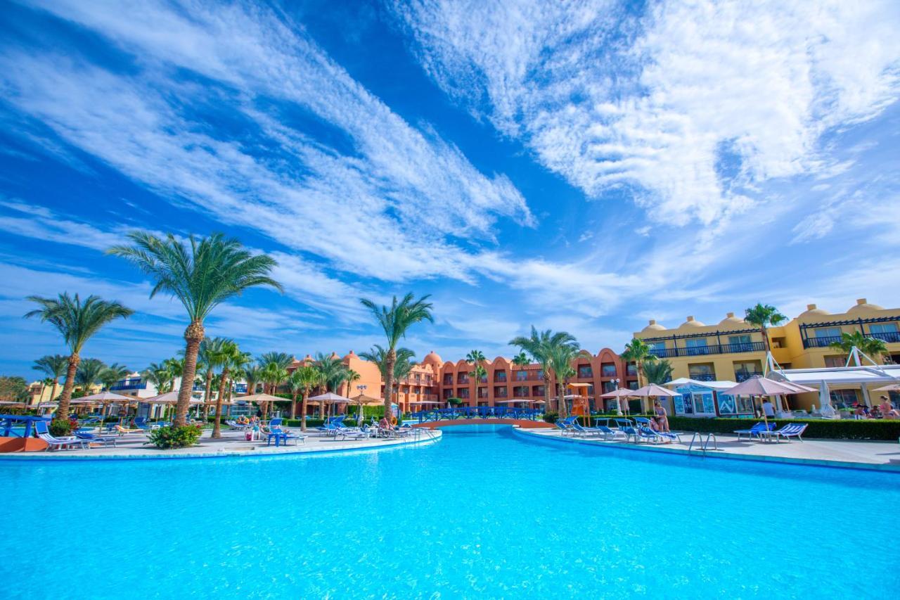 Titanic Beach - Families And Couples Only Hurghada Exterior photo A resort in Sharm El Sheikh