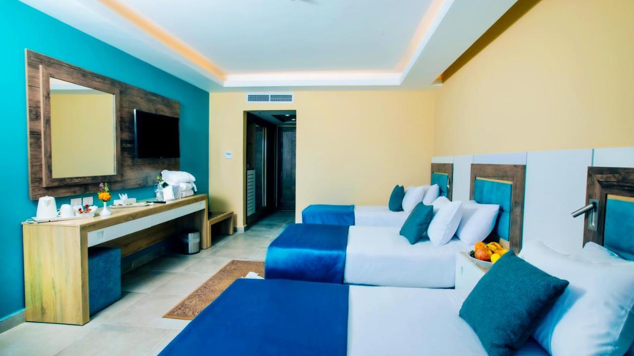 Titanic Beach - Families And Couples Only Hurghada Exterior photo