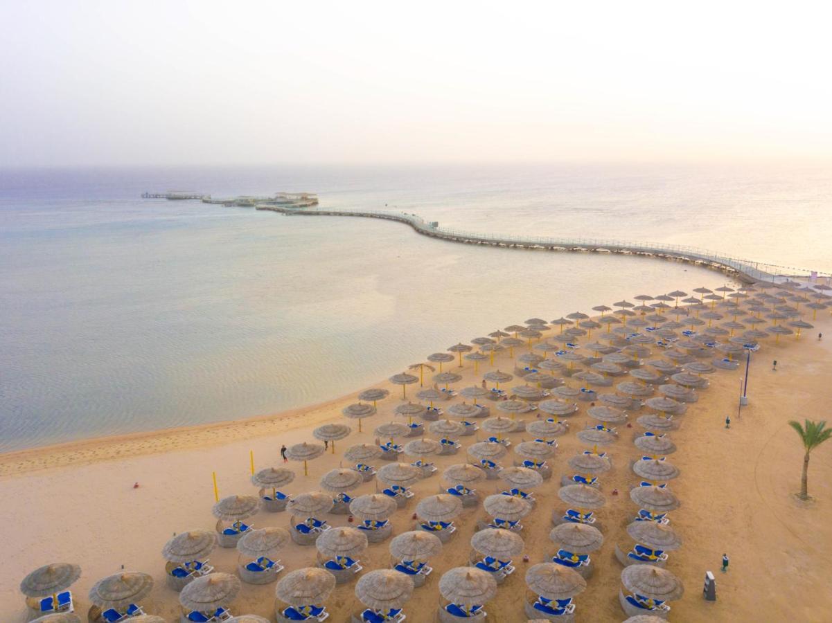 Titanic Beach - Families And Couples Only Hurghada Exterior photo The Red Sea at Sharm El Sheikh