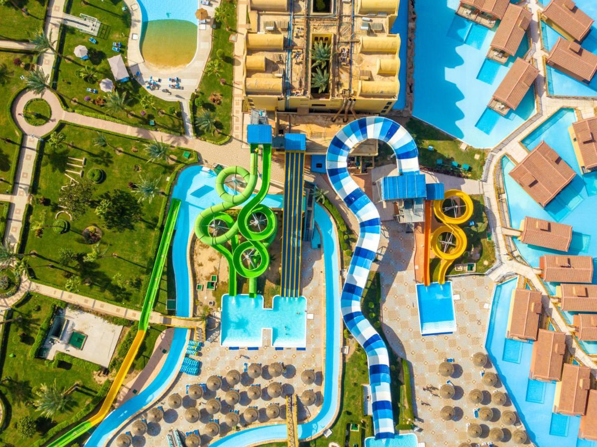 Titanic Beach - Families And Couples Only Hurghada Exterior photo Aerial view of the park