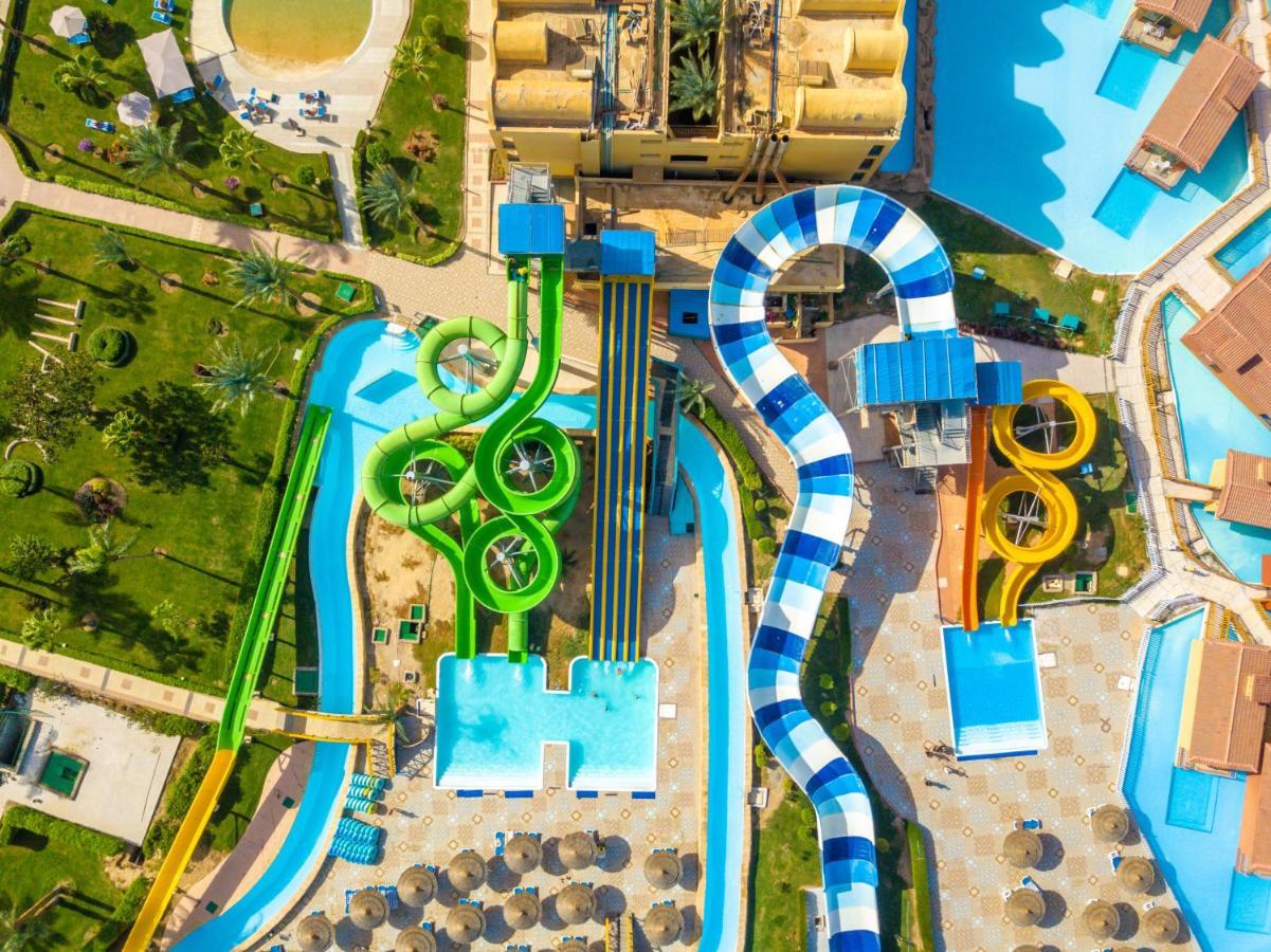 Titanic Beach - Families And Couples Only Hurghada Exterior photo Aerial view of the park