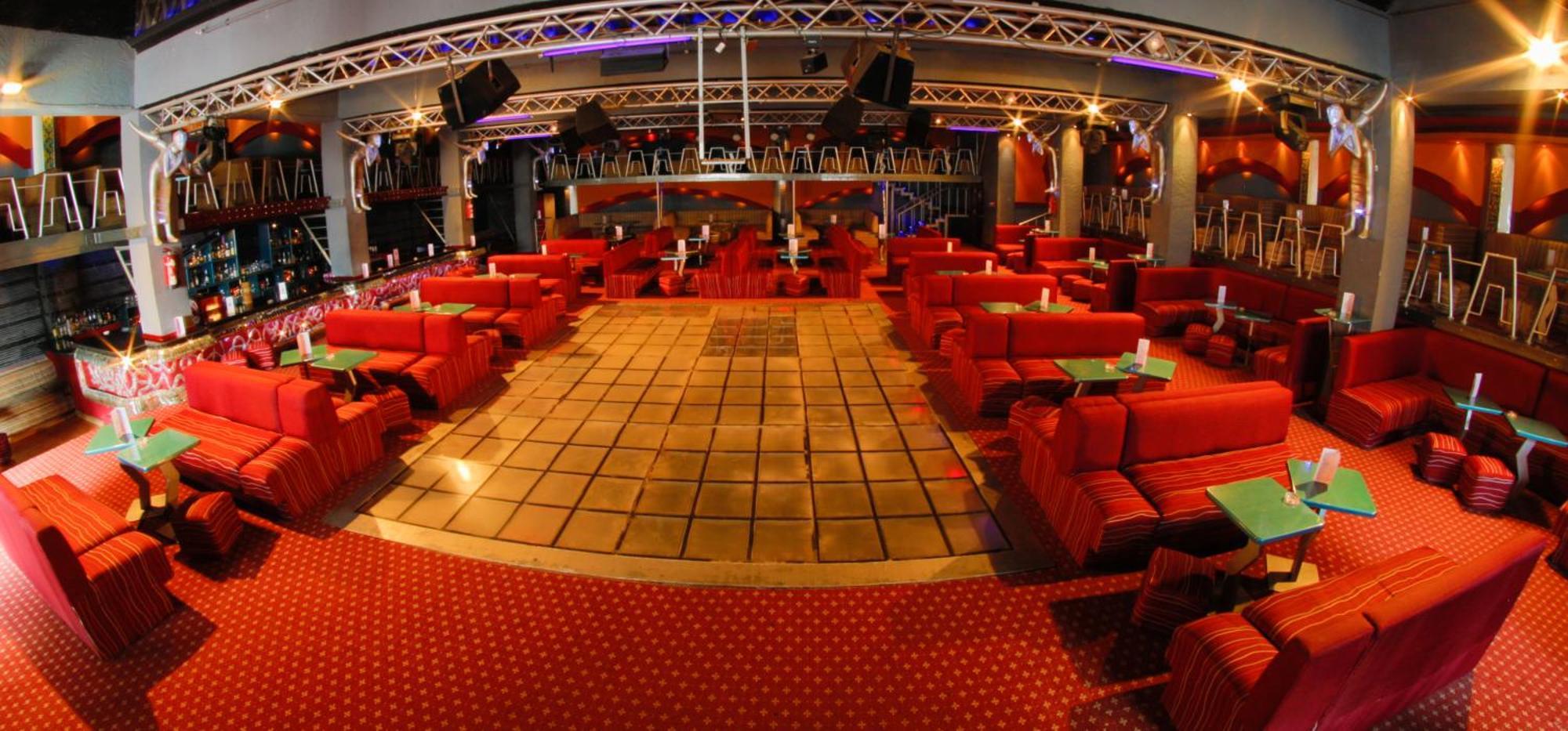 Titanic Beach - Families And Couples Only Hurghada Exterior photo The interior of the nightclub